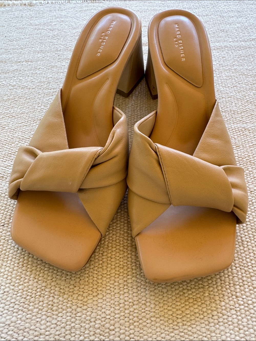 Marc Fisher LTD Calia Twist Knot Leather Sandal sz 8